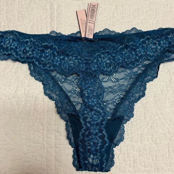 NWT Victoria’s Secret lacie thong panty - xxl blue/gold shimmer animal - Picture 2 of 6
